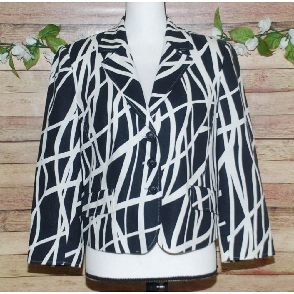 David N. Ladies Patterned Bolero Crop Jacket Size M Lined Blend Office Career